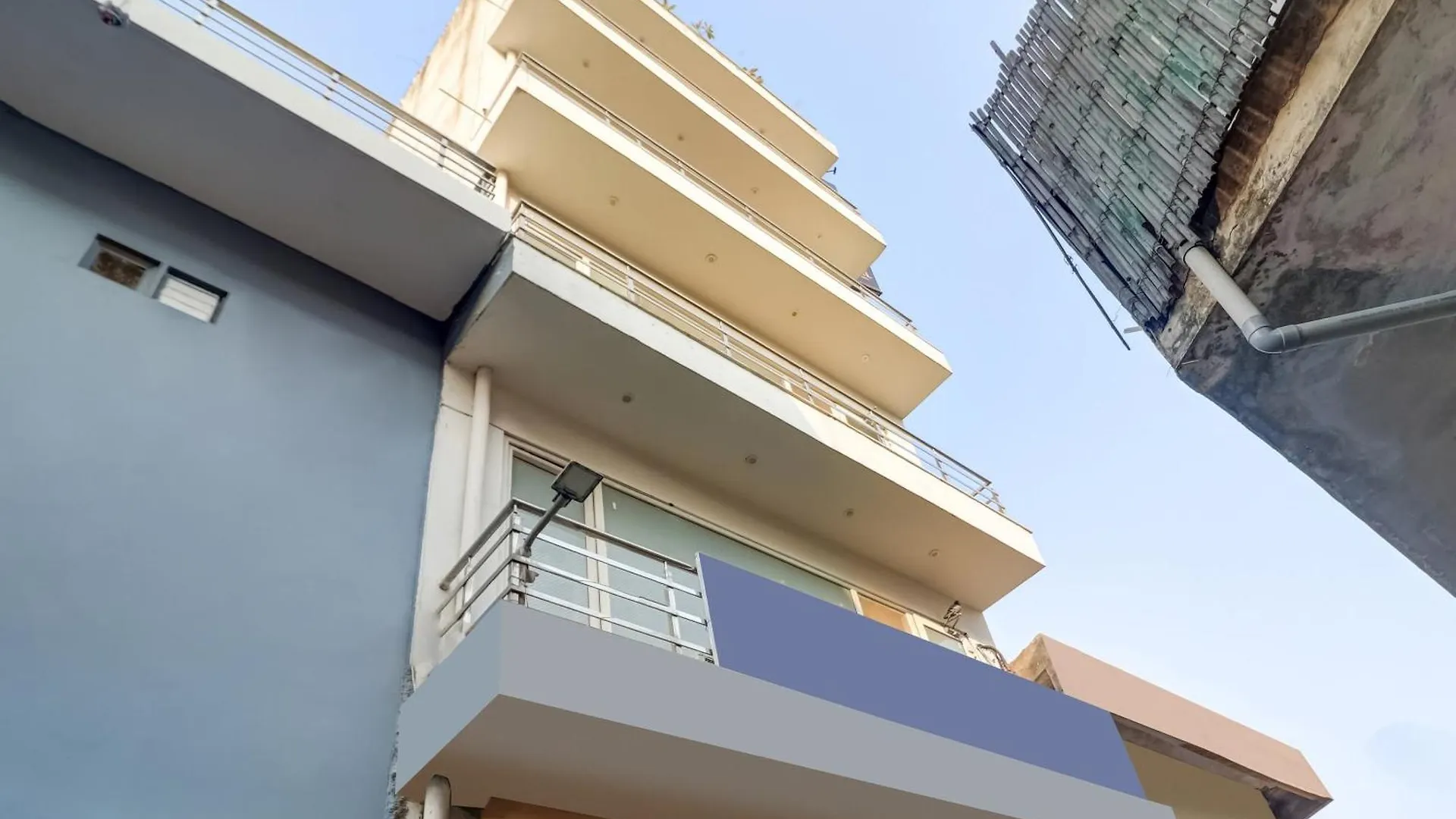 Hotel O The Glory Hotel New Delhi