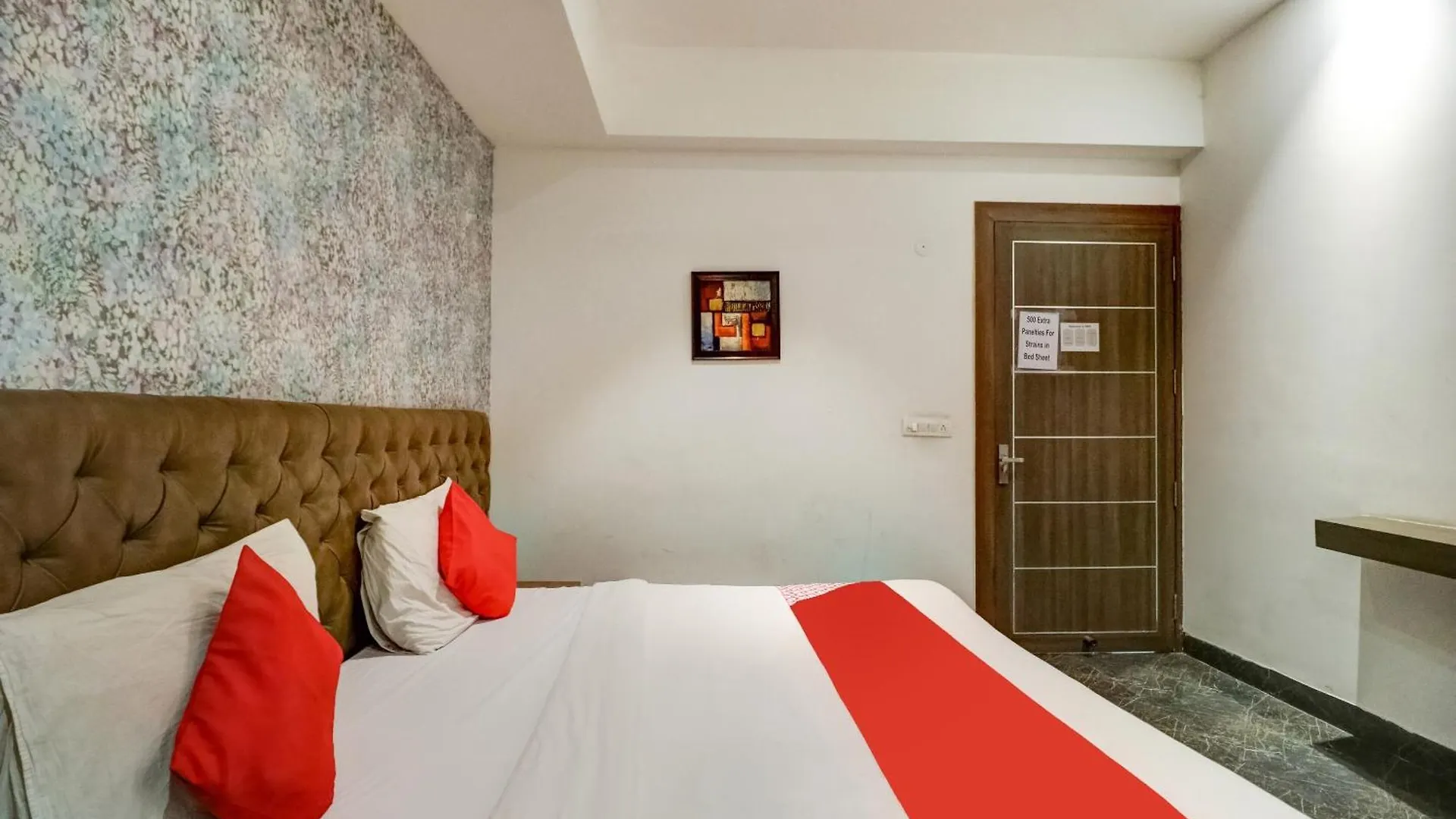 Hotel O The Glory Hotel New Delhi